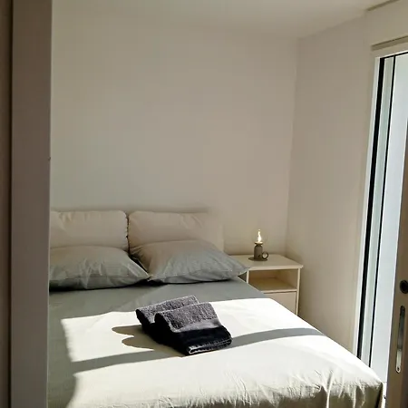 Tribord Babord Draps Fournis Parking Wifi Apartment